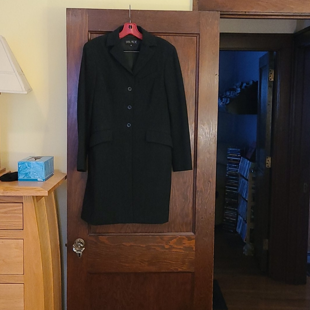 Pants suit - Picture 2 of 3